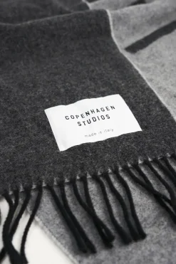 COPENHAGEN STUDIOS Cph Shawl 1 Wool Mix- Sjaals